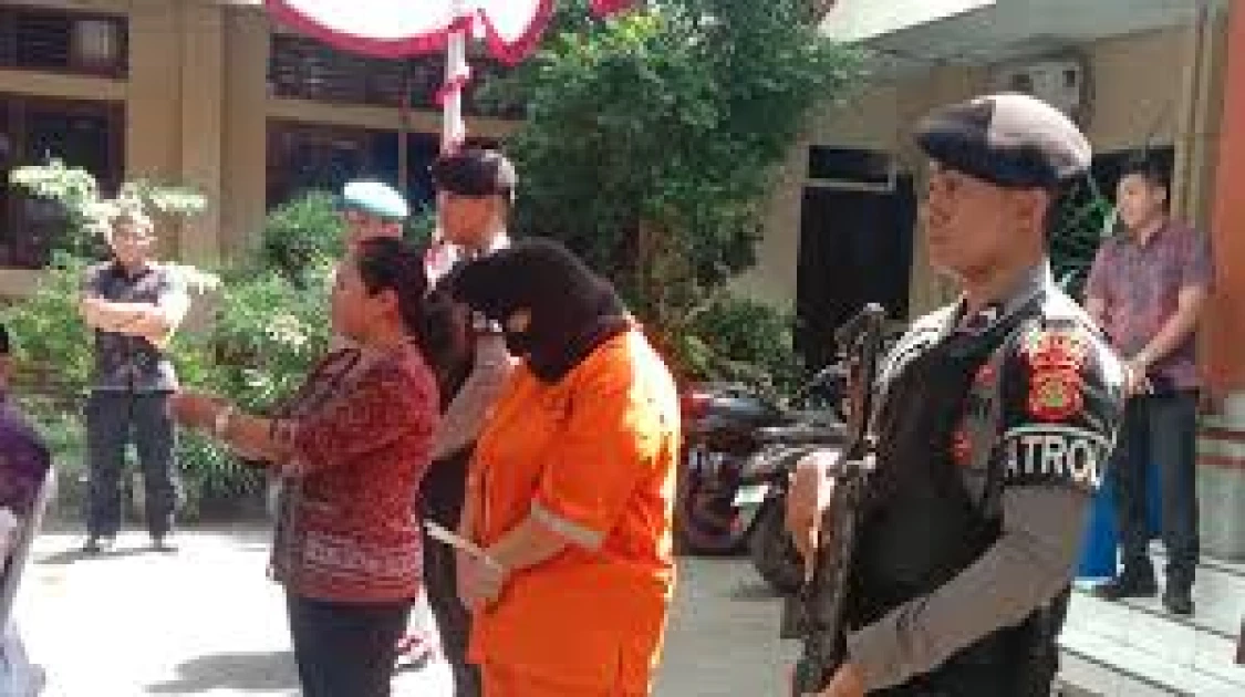 Republic of Indonesia: Peruvian Woman Arrested in Bali for Smuggling Cocaine in Sex Toy and Underwear